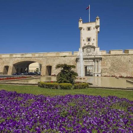 Apartamento La Perla Little Apartments Cadiz Luaran gambar
